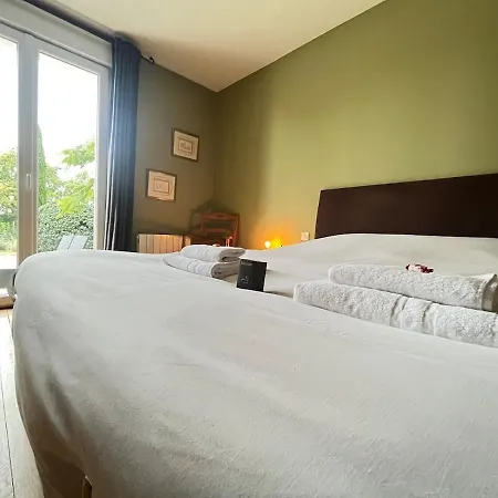 Les Hauts De Maison 4 Avec Piscine Apartment