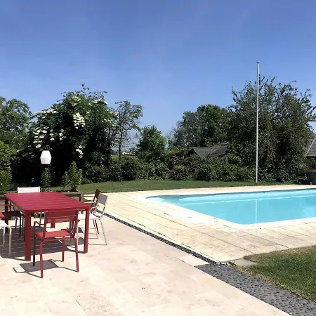 Les Hauts De Maison 4 Avec Piscine Apartment Merfy